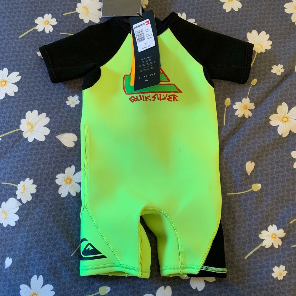 NWT Quicksilver Toddler (Size 2) wetsuit